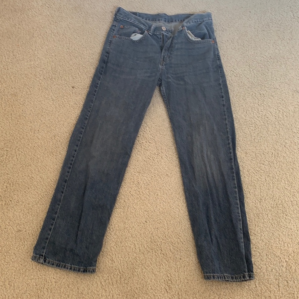 28x28 Levi light blue jeans
